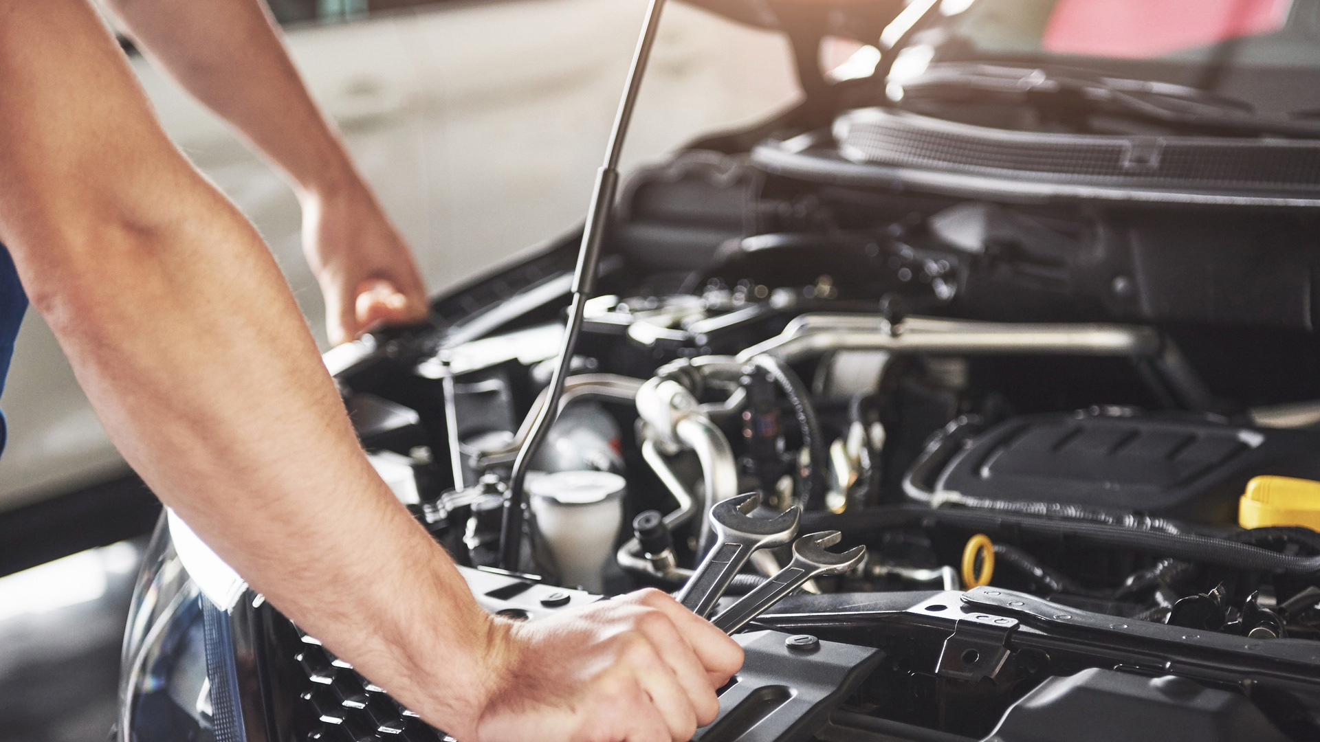car-mechanic-wetherill-park
